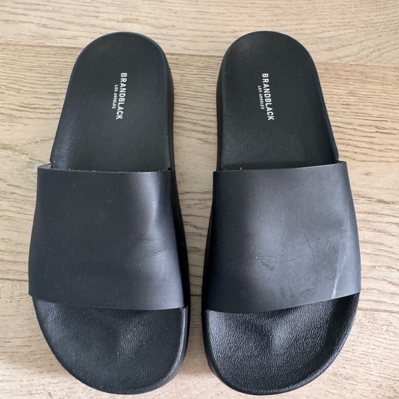 Brandblack Shoes - BRANDBLACK
Kashiba Lux Slides size 6.5